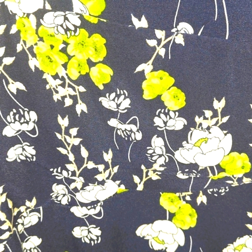 Perceptions New York brand. NWT Black floral print dress. Comes with belt🌷🌻 - Picture 3 of 9